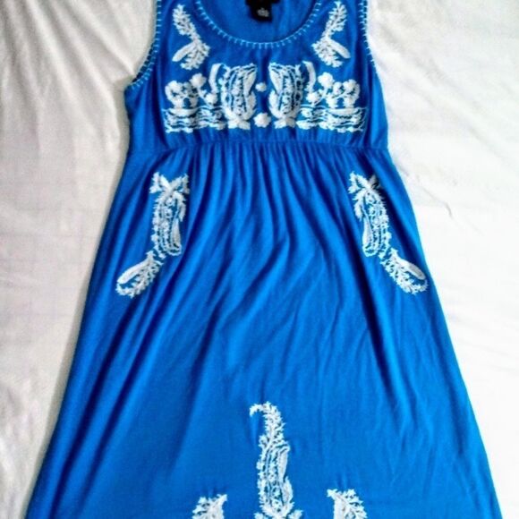 2 for $20 Chelsea and Theodore Dress - Picture 4 of 7